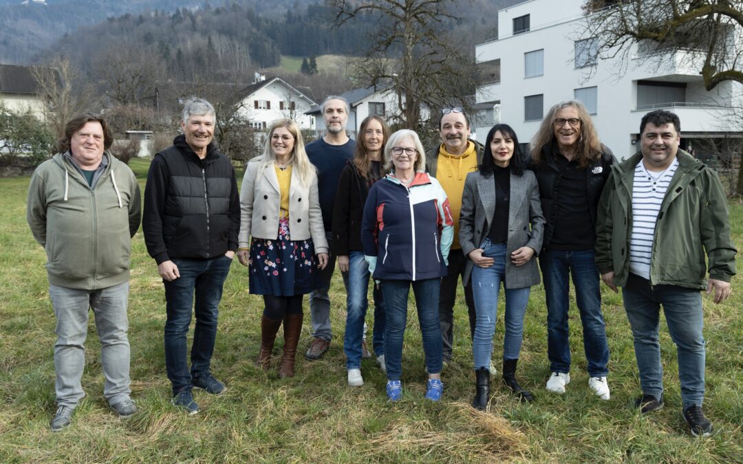 Unsere Kandidatinnen | Gruppenbild Ems isch üsr | Gemeinderatswahlen 16. März 2025